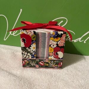 Vera Bradley Poppy Fields Take Note Cube NWT